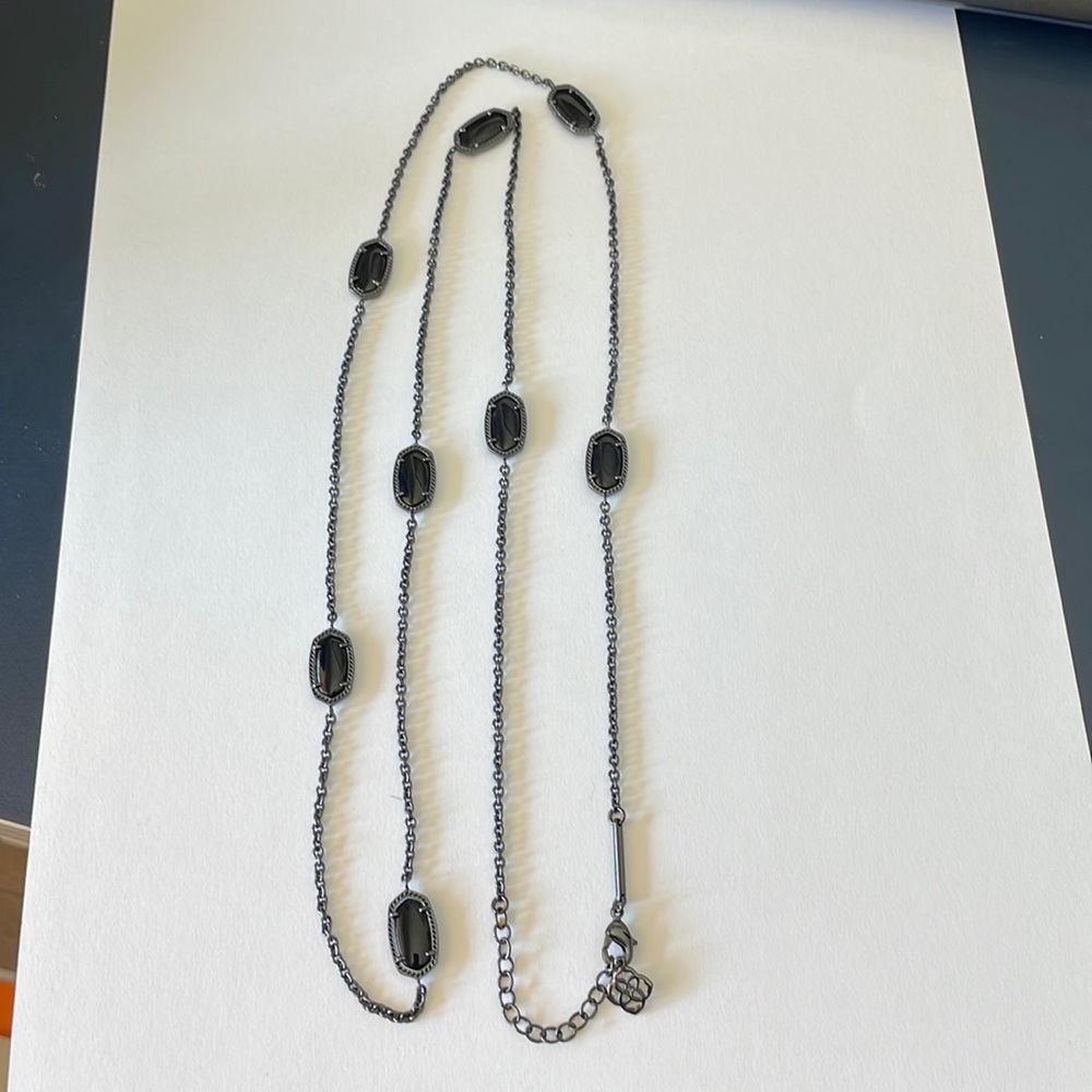 Kendra SCOTT black necklace